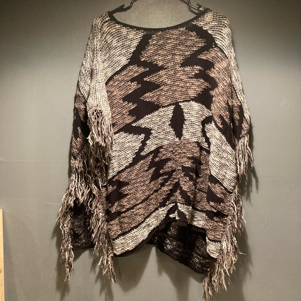 INC gray/brown/black size S/M poncho